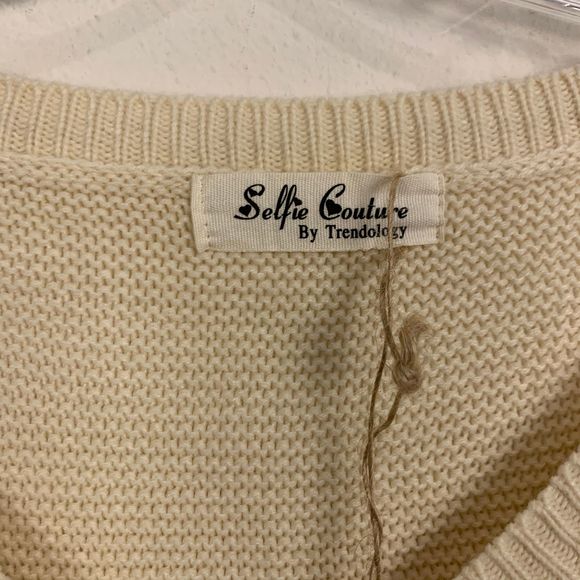 Selfie Couture Trendology Sweater M/L - Picture 3 of 3
